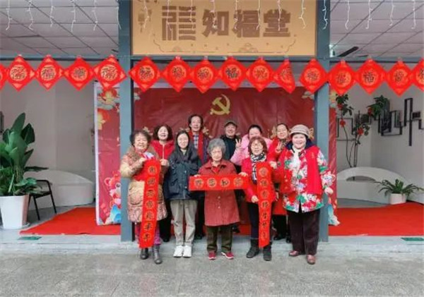 老旧院落刷新显效果丨五福苑小区刷新案例被国务院点赞 - 新闻动态 - 申博官网